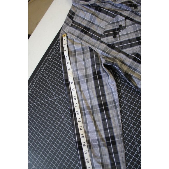 Amp Lify  /Long sleeved button up/ (Size M) Gray/Black - Picture 12 of 15